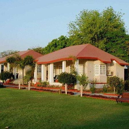 Tiger Den Resort Khilchipur ภายนอก รูปภาพ